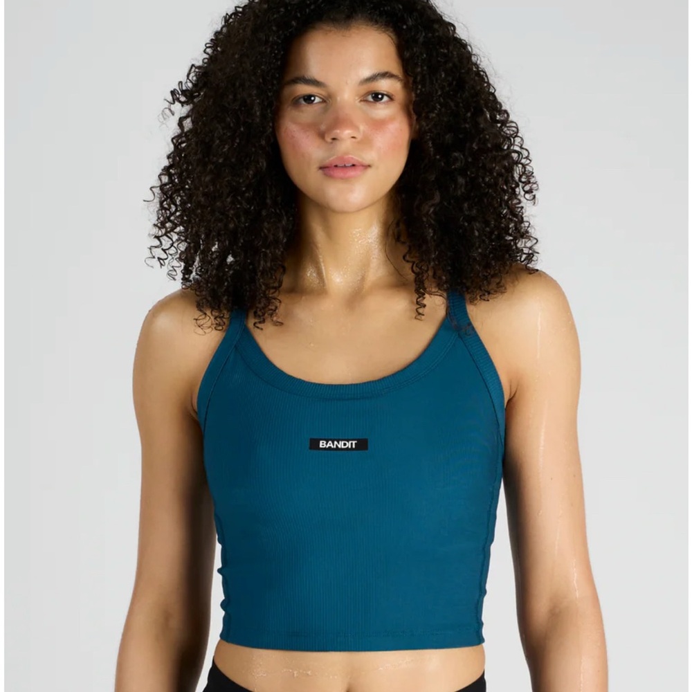 Bandit Running CADENCE™ SCOOP NECK RACE CROP